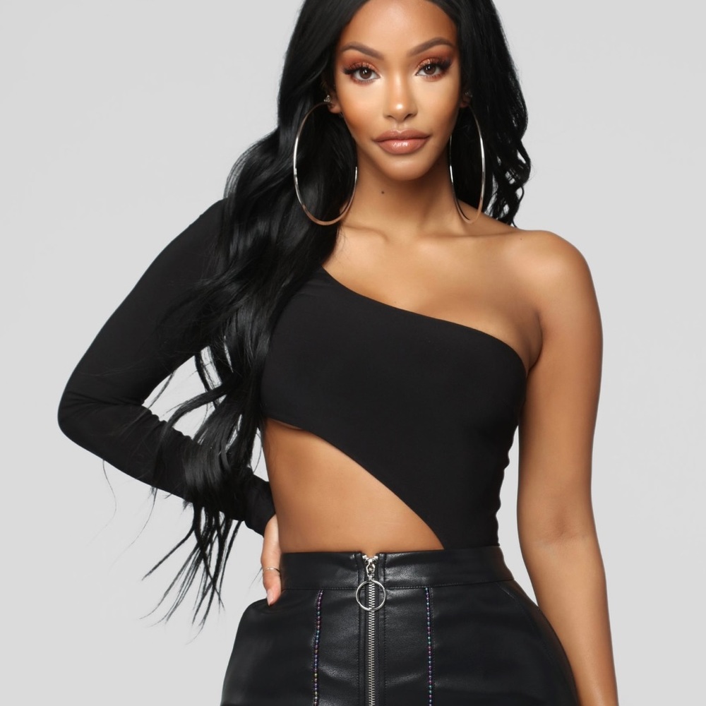 Fashion Nova Long Sleeve Bodysuit
